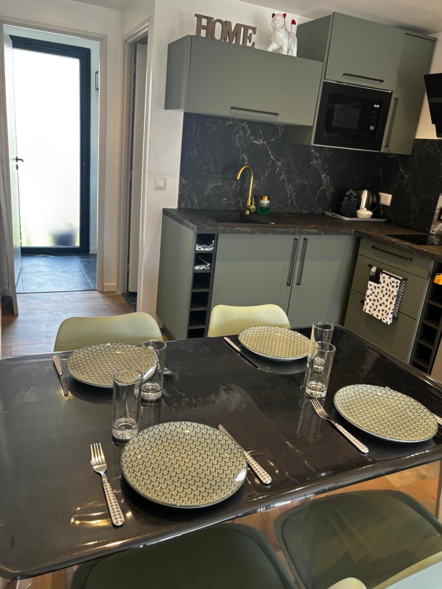 Logement Du Sud Avec Jacuzzi Sommières 외부 사진
