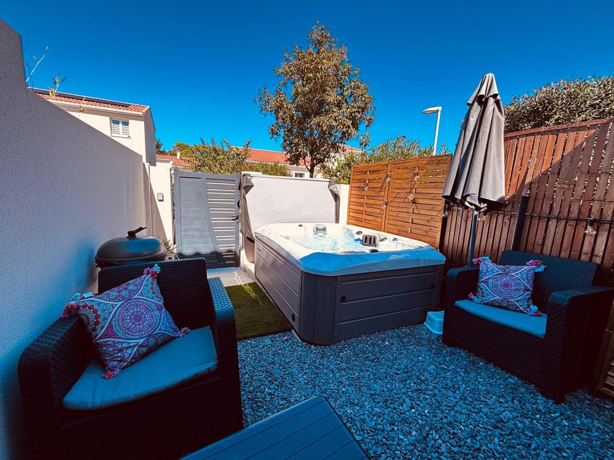 Logement Du Sud Avec Jacuzzi Sommières 외부 사진